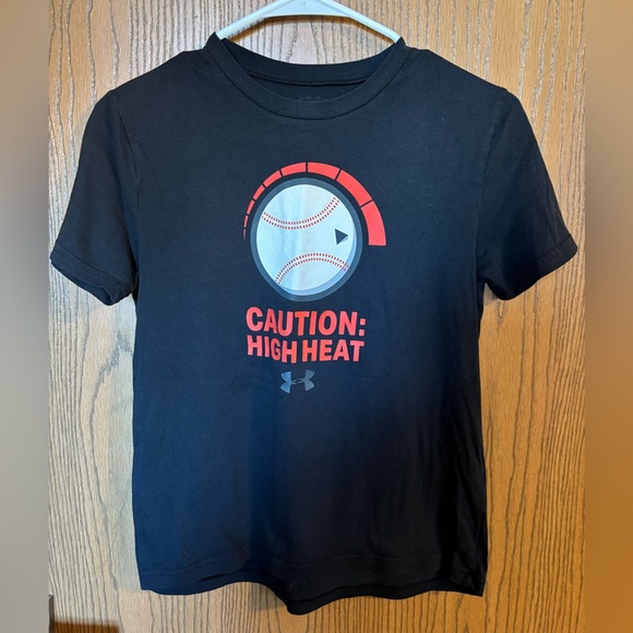 Under Armour Other - Under Armour Kids Black T-Shirt with Red Baseball ⚾️ Graphic